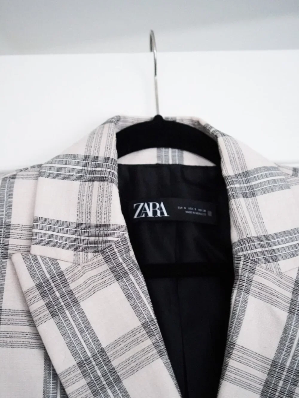 ZARA DOUBLE BREASTED BLAZER
